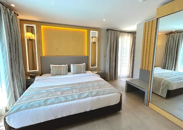 Marina Boutique Hotel