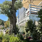 Ξενοδοχείο Marina Boutique