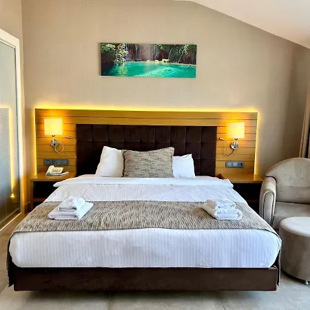 Marina Boutique Hotel 3*