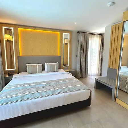Marina Boutique Hotel