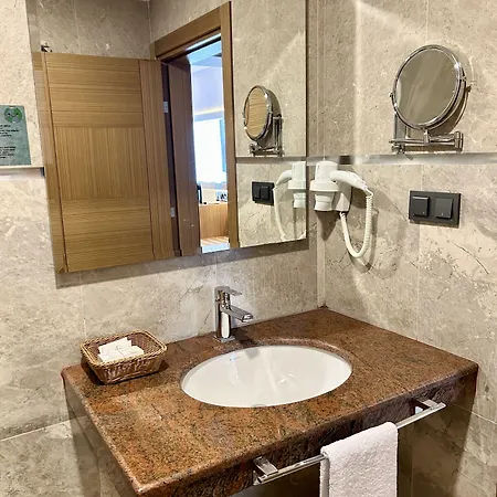 Marina Boutique Φετιγιέ