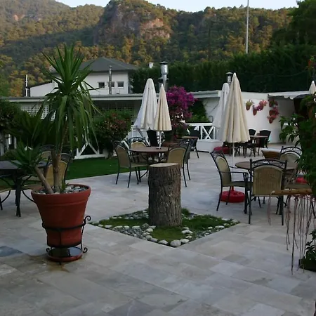 Marina Boutique Hotel 3*