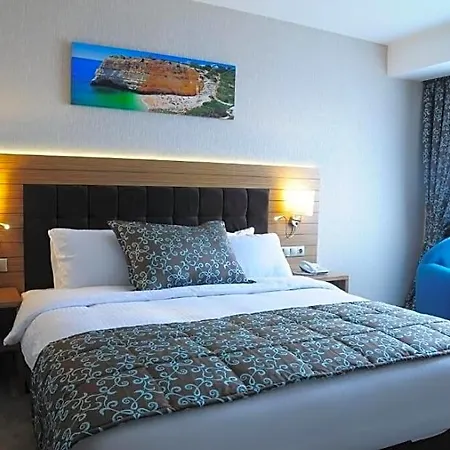 Marina Boutique מלון 3*