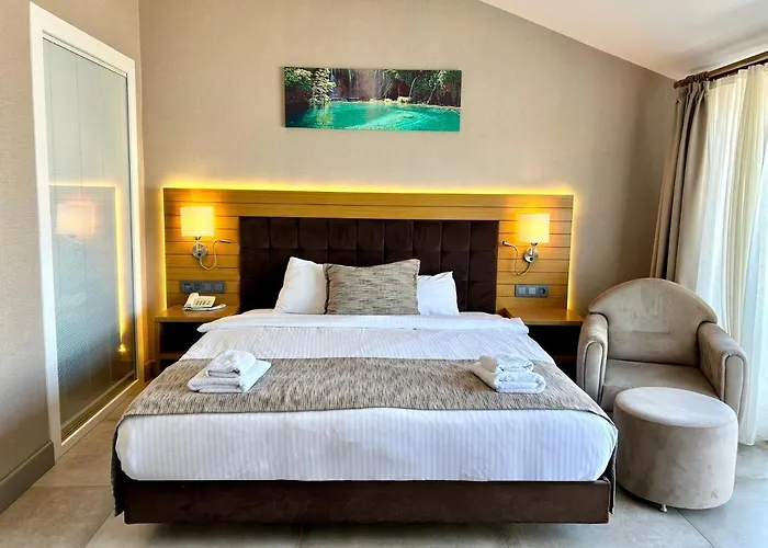 Marina Boutique Hotel 3*