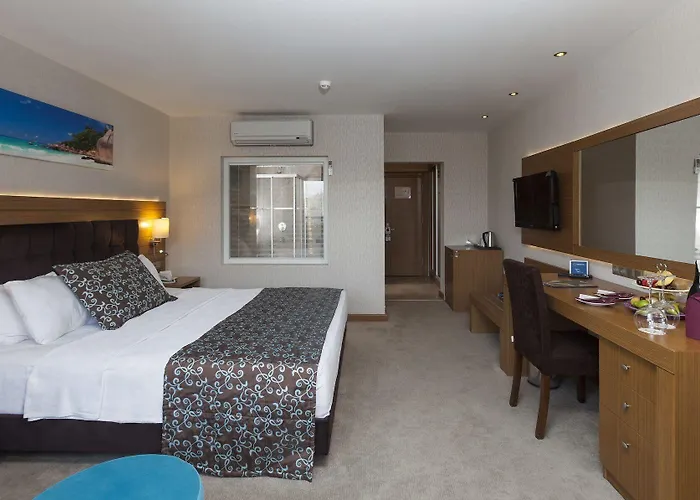 Отель Marina Boutique 3*