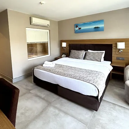 فندق مارينا البوتيكي