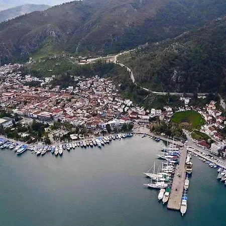 مارينا البوتيكي 3*